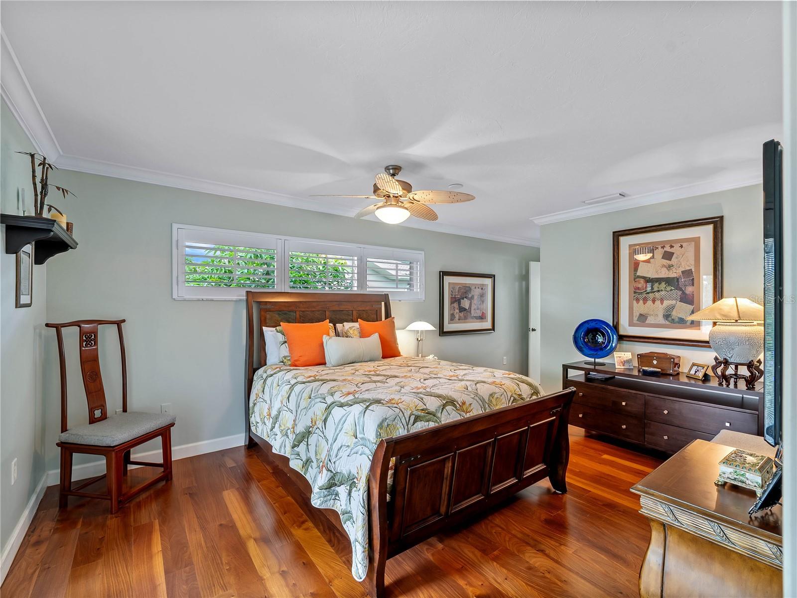 SOUTHBAY YACHT & RACQUET CLUB - Residential
