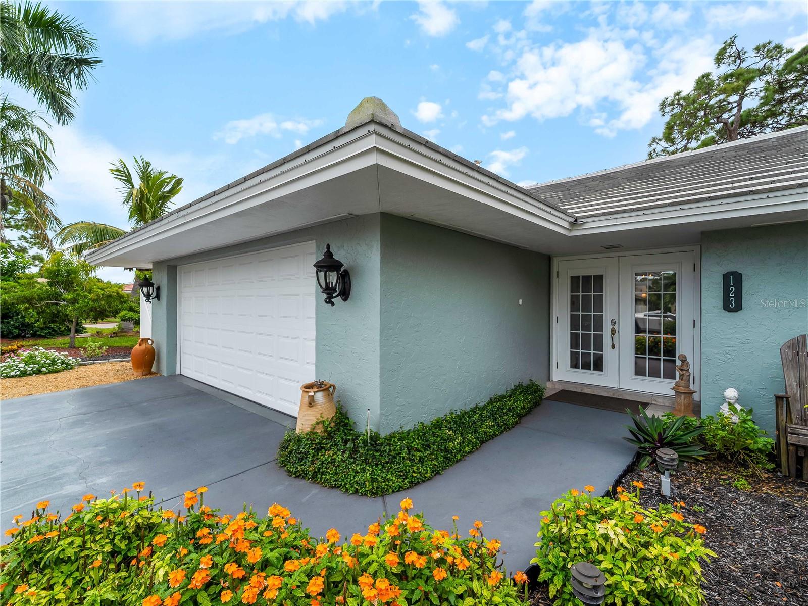 SOUTHBAY YACHT & RACQUET CLUB - Residential