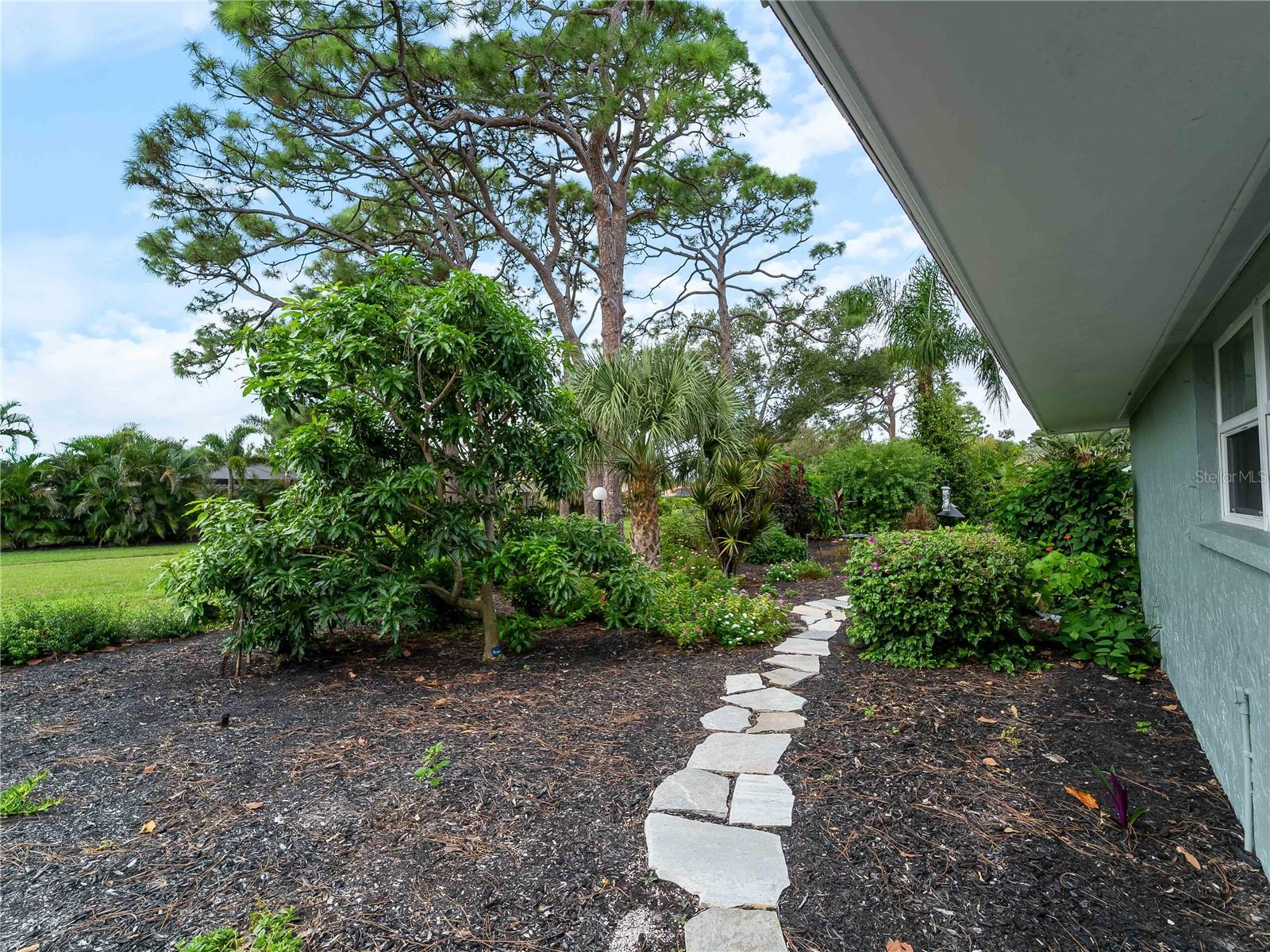 SOUTHBAY YACHT & RACQUET CLUB - Residential