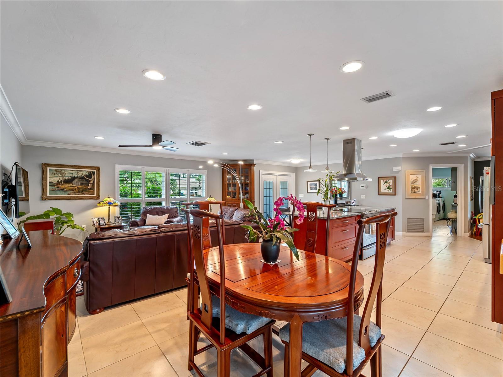 SOUTHBAY YACHT & RACQUET CLUB - Residential
