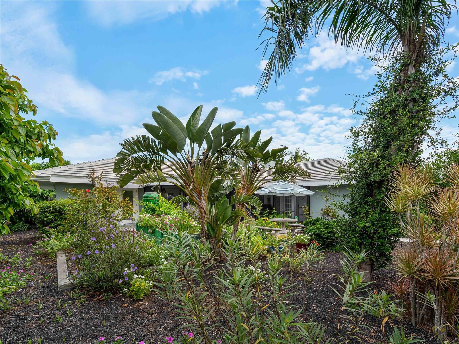 SOUTHBAY YACHT & RACQUET CLUB - Residential