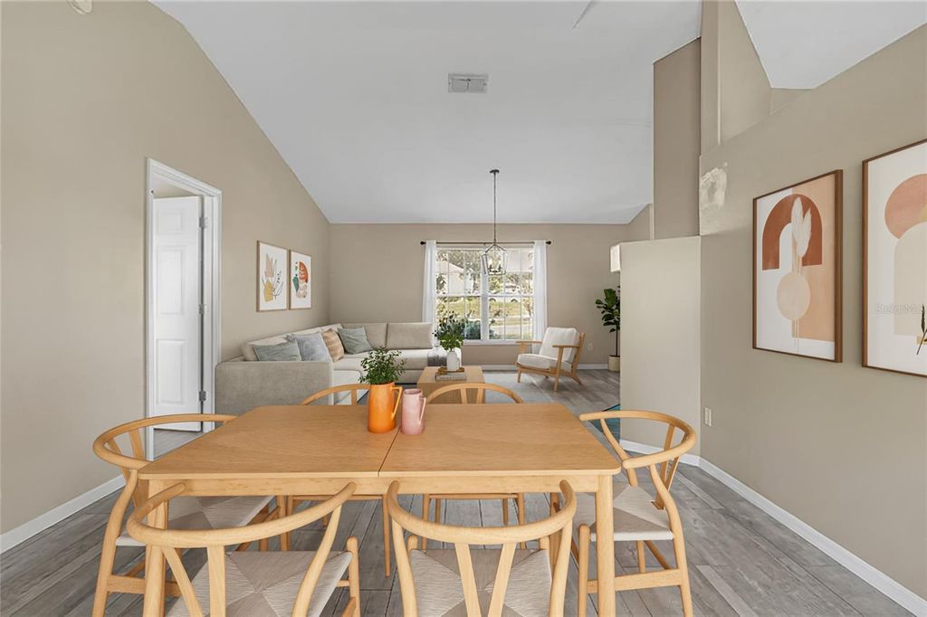 Photo of 1500 Heirloom Drive, Orlando, FL 32818 (MLS # O6380332)