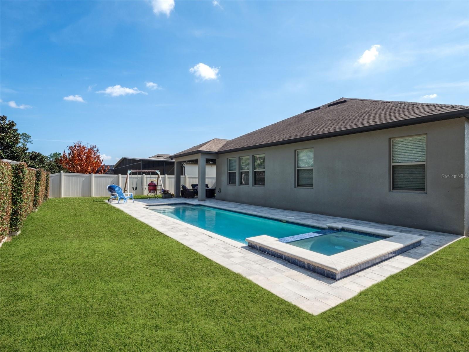 ASTOR GRANDE AT LAKE FOREST - Residential