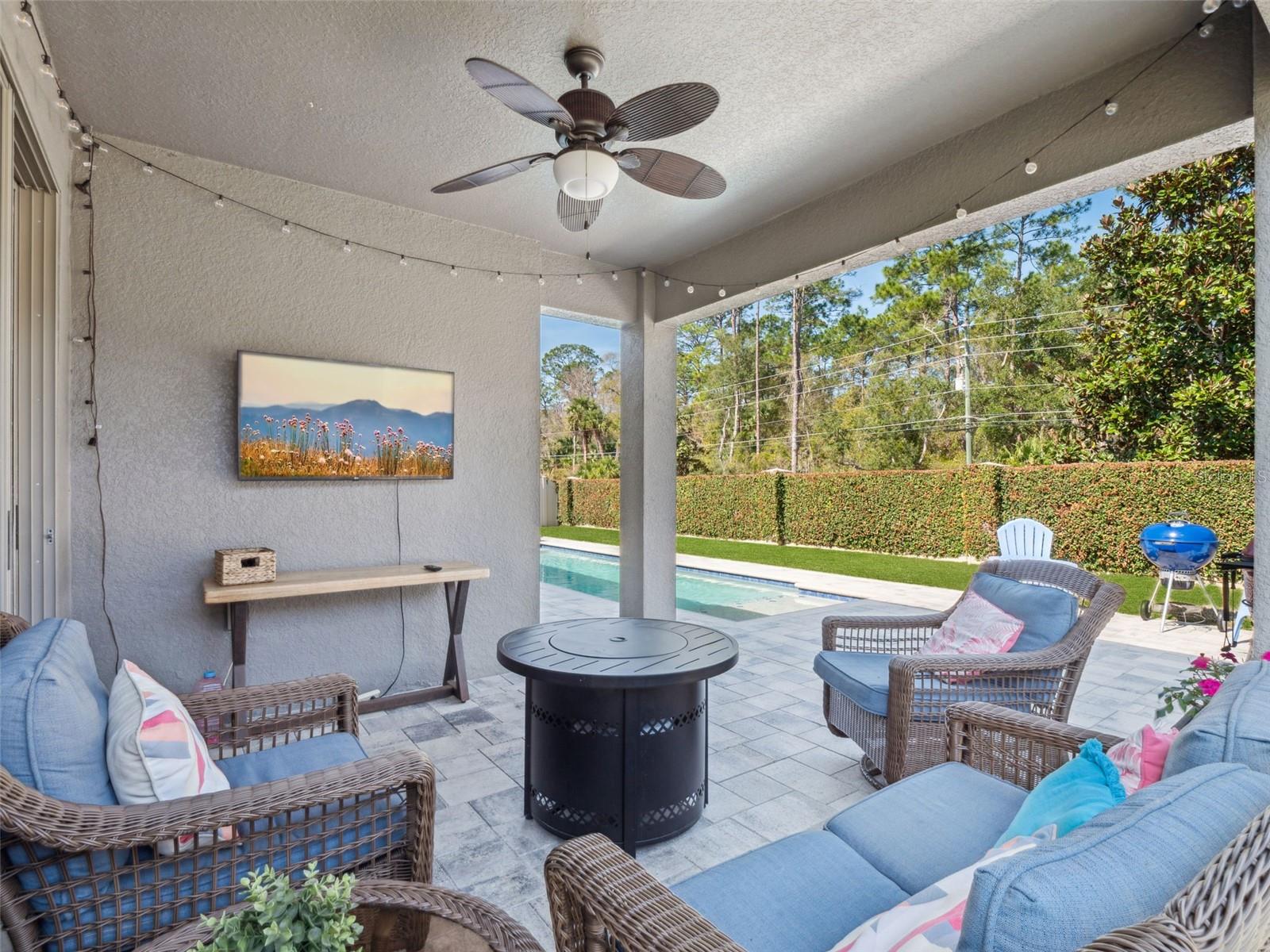 ASTOR GRANDE AT LAKE FOREST - Residential