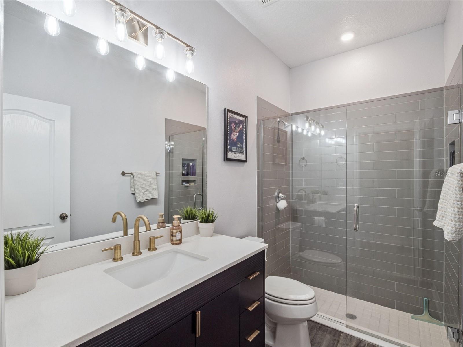 ASTOR GRANDE AT LAKE FOREST - Residential