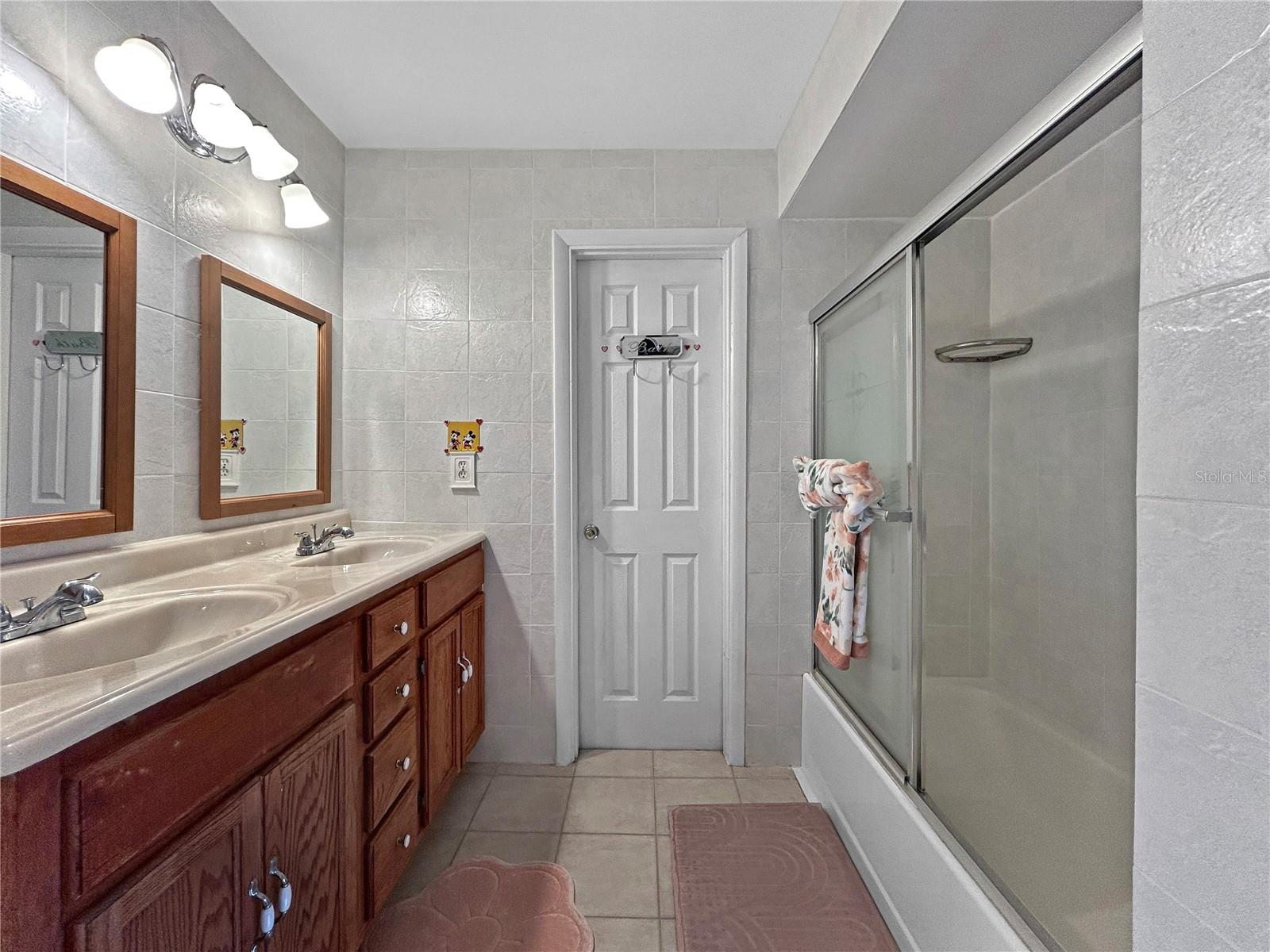 STERLING PARK UNIT 02 - Residential