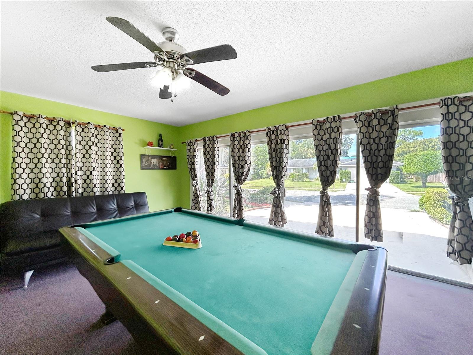 STERLING PARK UNIT 02 - Residential