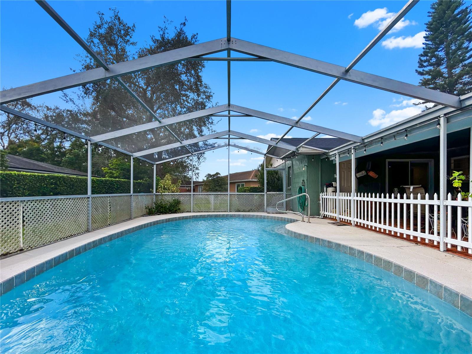 STERLING PARK UNIT 02 - Residential