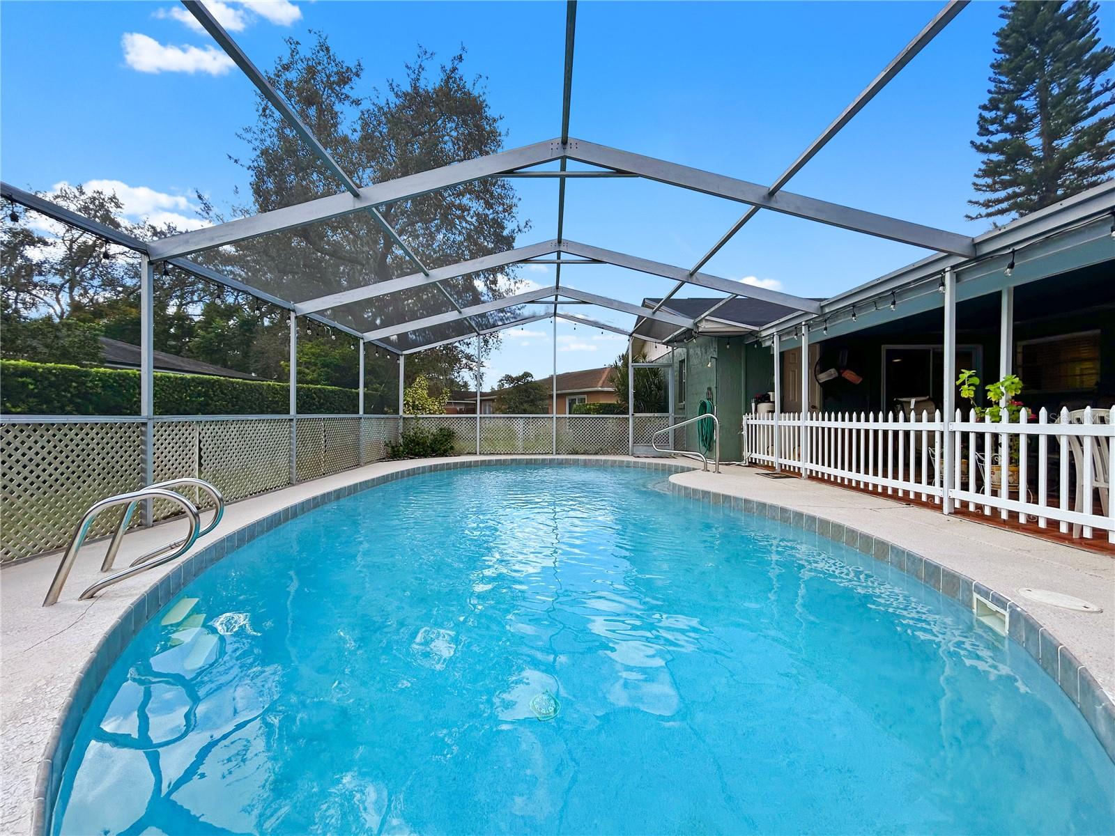 STERLING PARK UNIT 02 - Residential