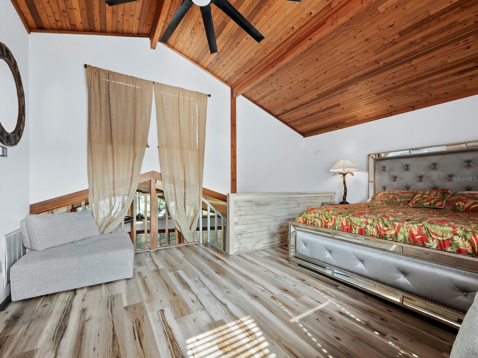 SIESTA BEACH - Residential