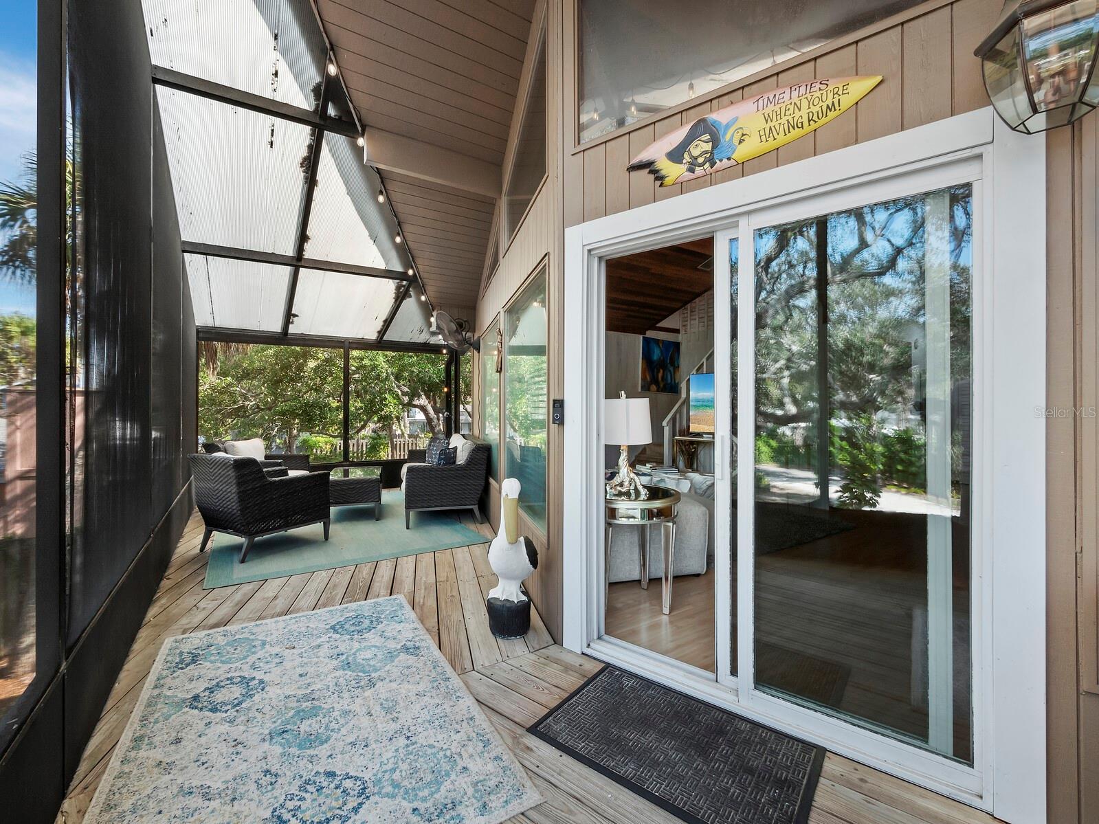 SIESTA BEACH - Residential