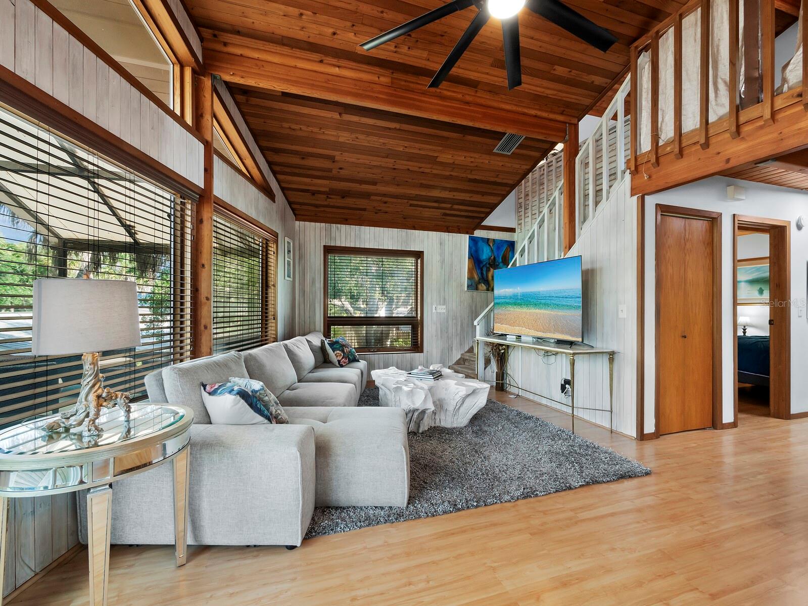 SIESTA BEACH - Residential