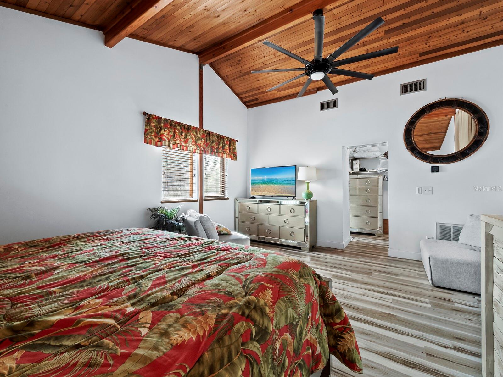 SIESTA BEACH - Residential