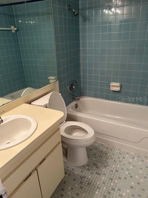 DELAND OAKS CONDOMINIUMS - Residential Lease