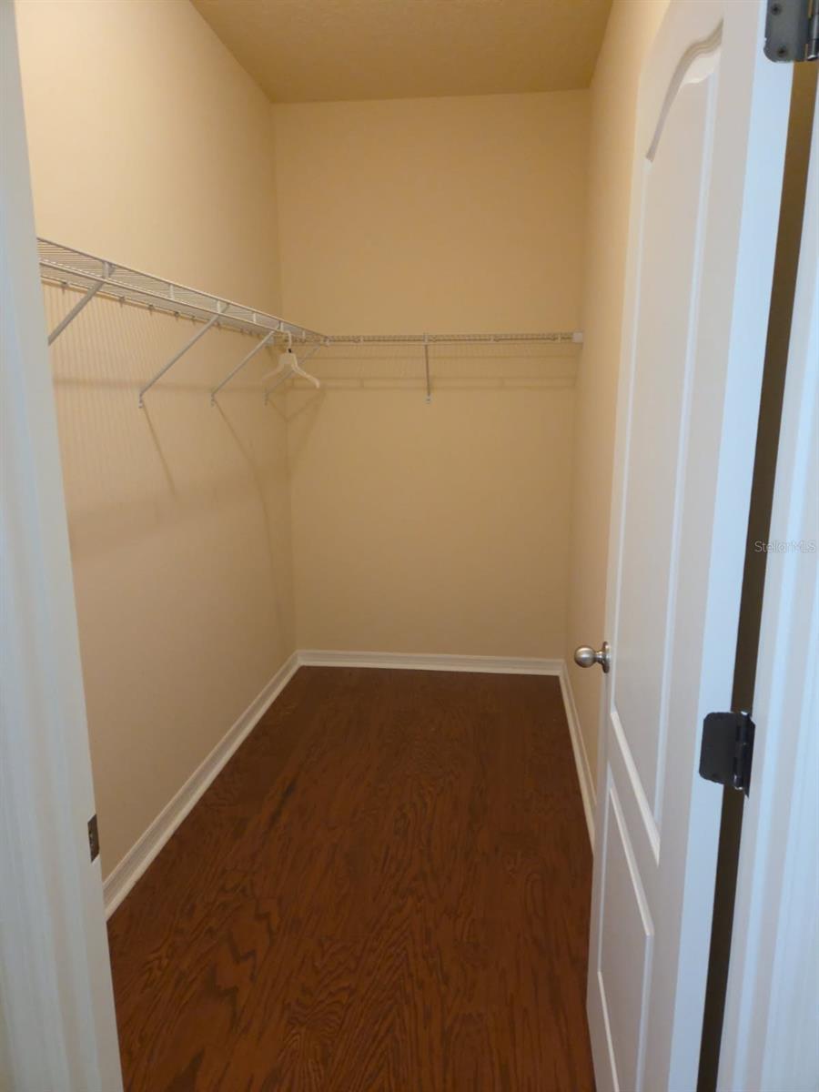 PILLARS RDG - Residential Lease