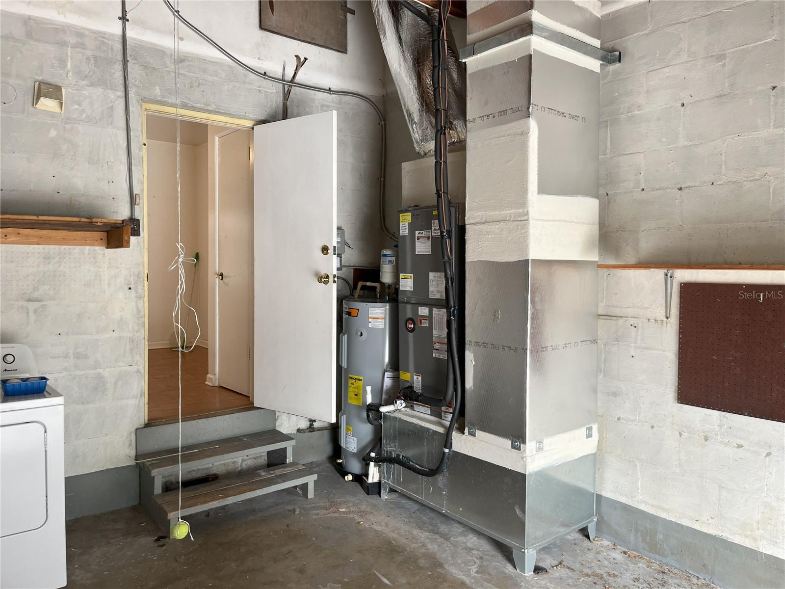 GARDEN MANOR SEC 2 - Residential