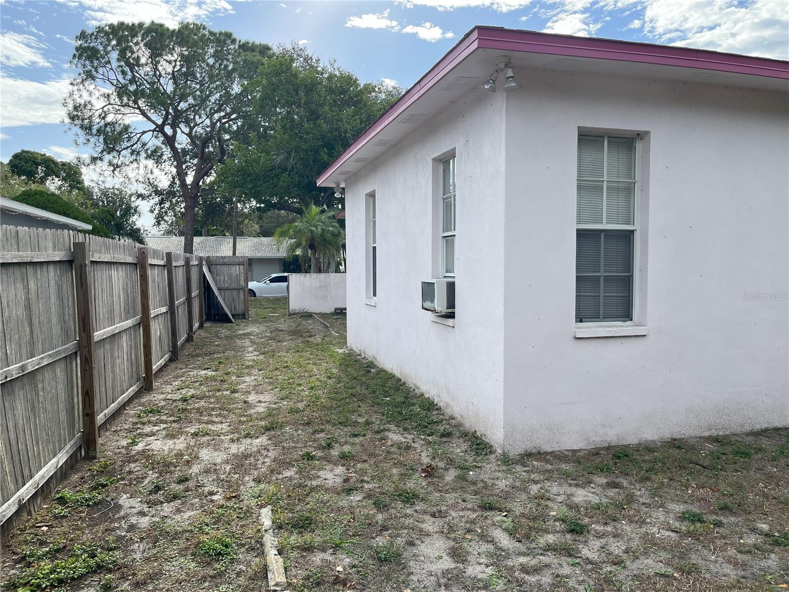 GARDEN MANOR SEC 2 - Residential