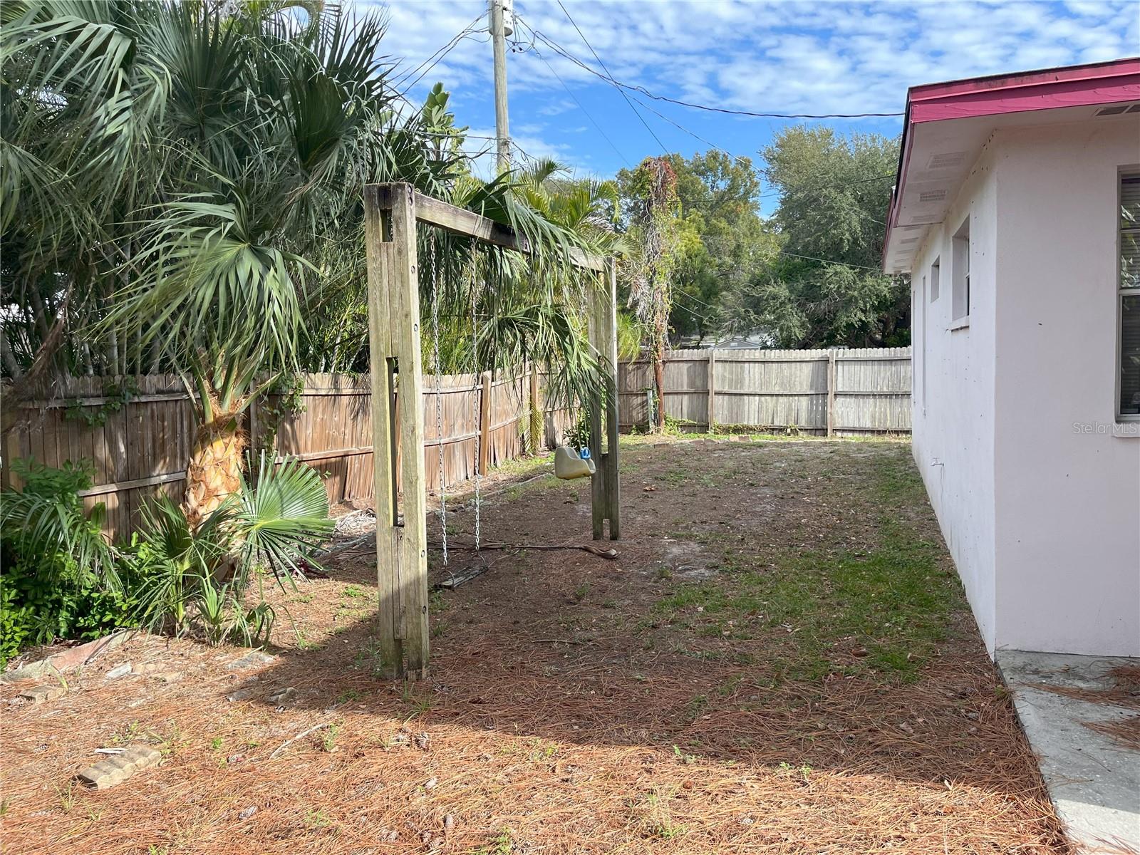 GARDEN MANOR SEC 2 - Residential