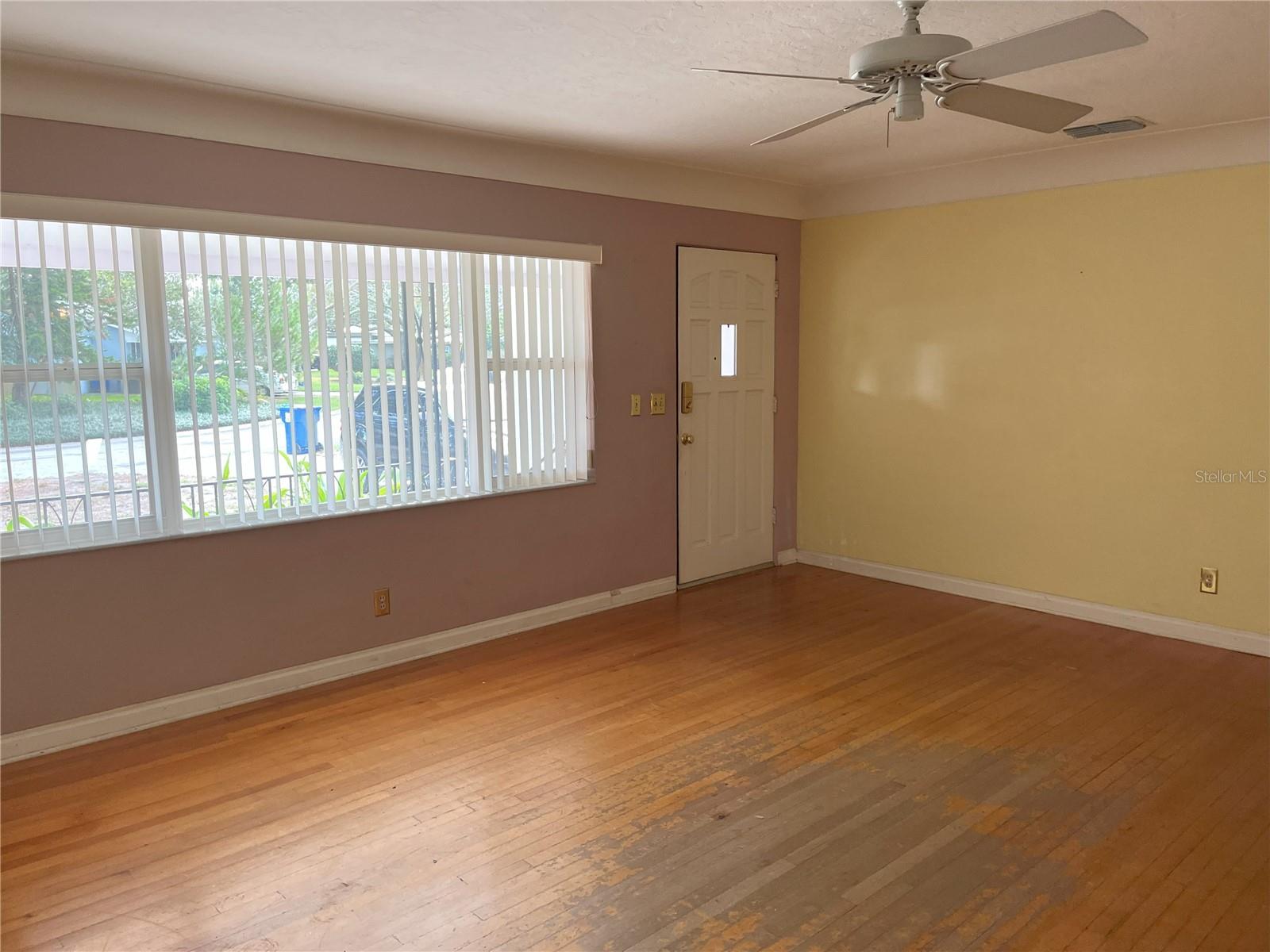 GARDEN MANOR SEC 2 - Residential