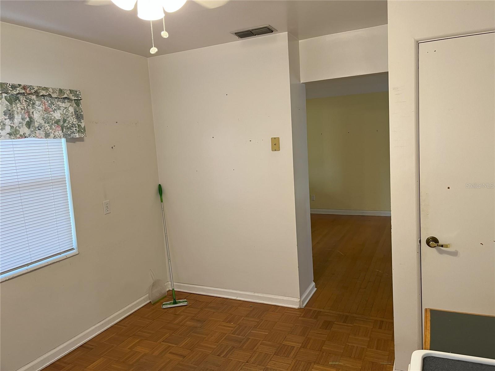 GARDEN MANOR SEC 2 - Residential