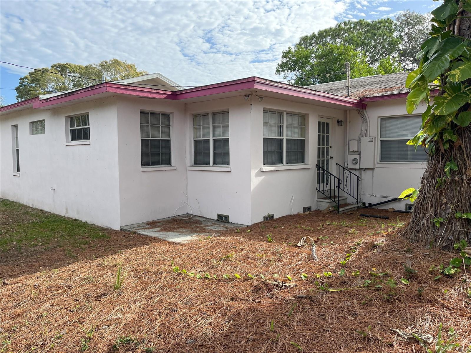 GARDEN MANOR SEC 2 - Residential