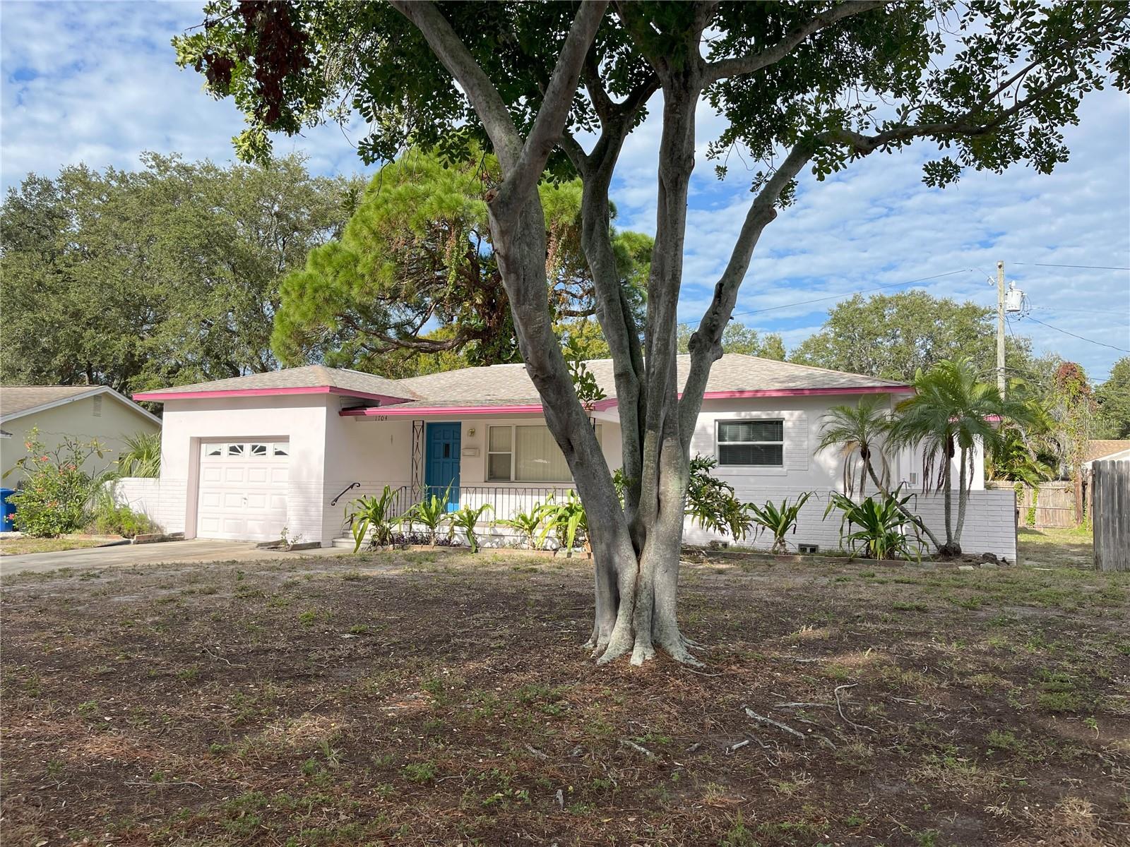 GARDEN MANOR SEC 2 - Residential