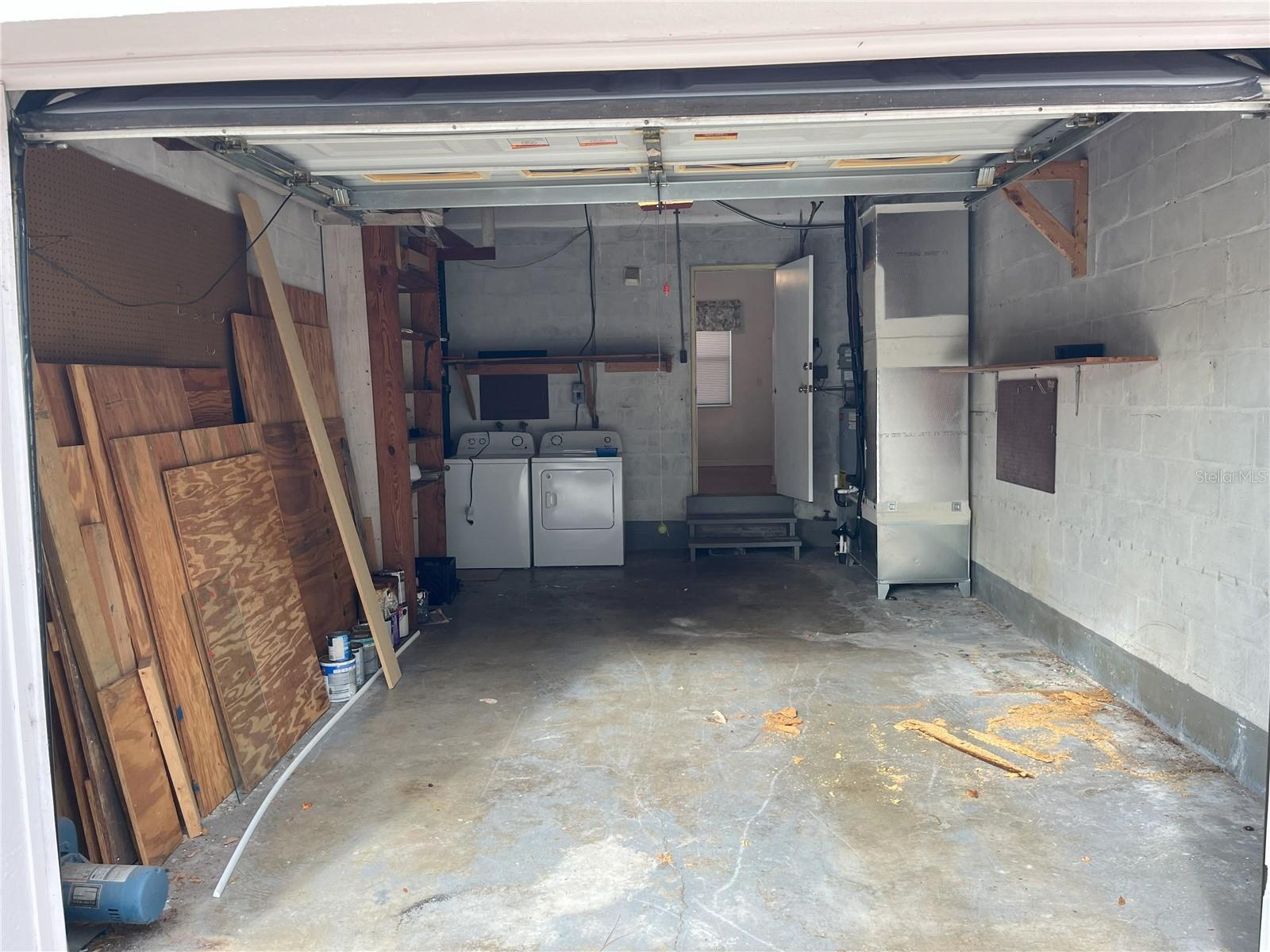 GARDEN MANOR SEC 2 - Residential