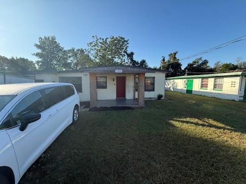 Photo of 5610 Astoria Place, Orlando, FL 32808 (MLS # O6360798)