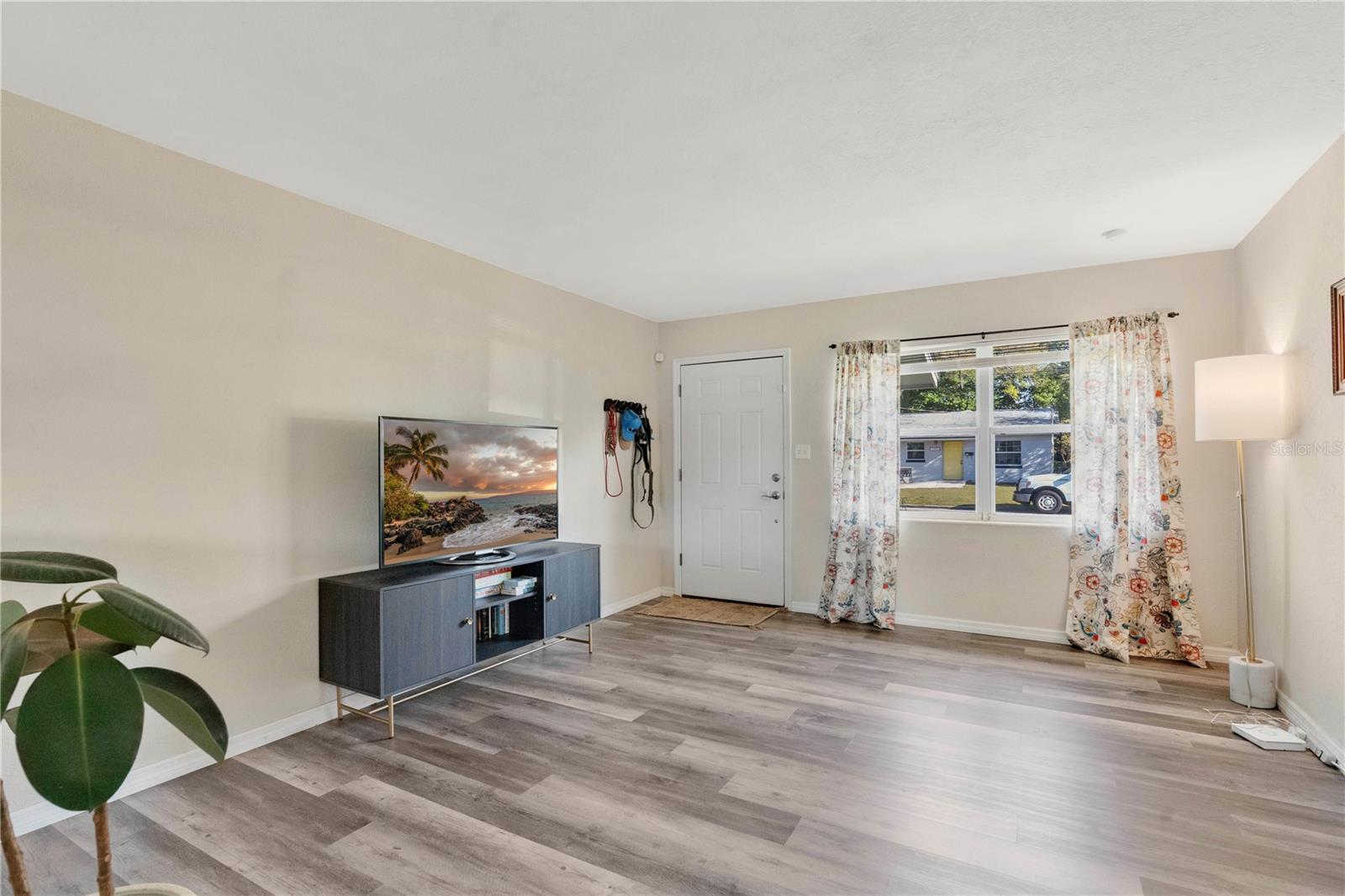 COUNTRY CLUB ADD - Residential