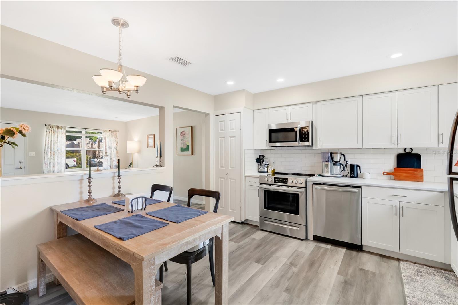 COUNTRY CLUB ADD - Residential