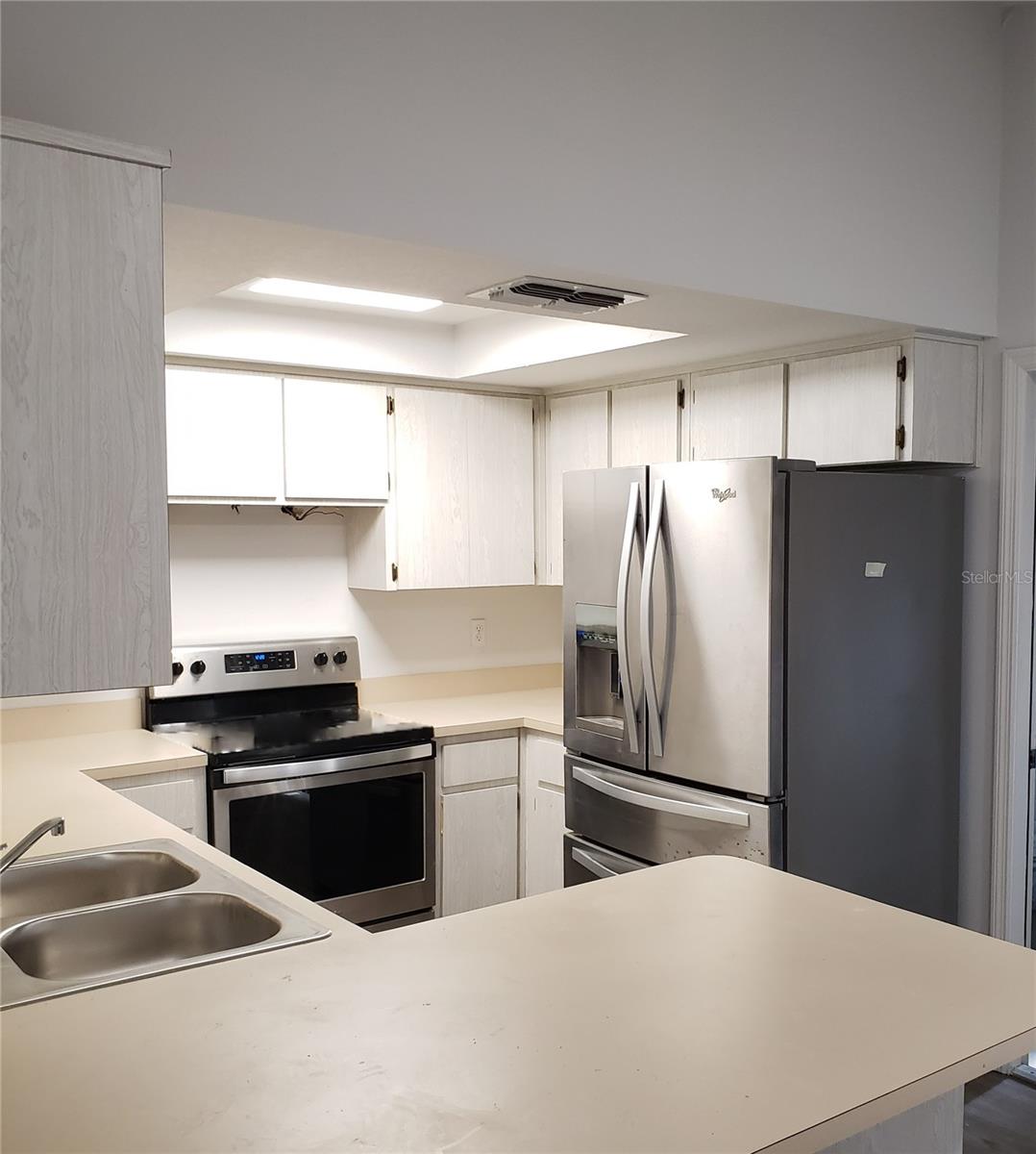 SPRING HILL - Residential Lease