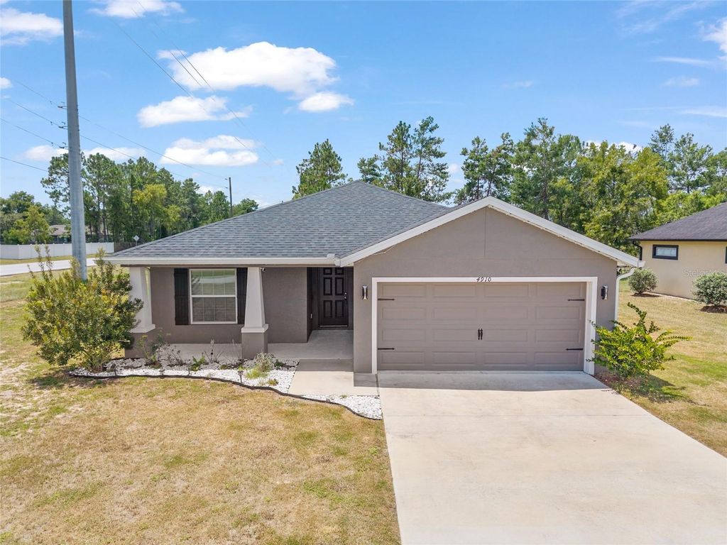 Photo of 4910 SW 114th Street Road, Ocala, FL 34476 (MLS # OM707140)