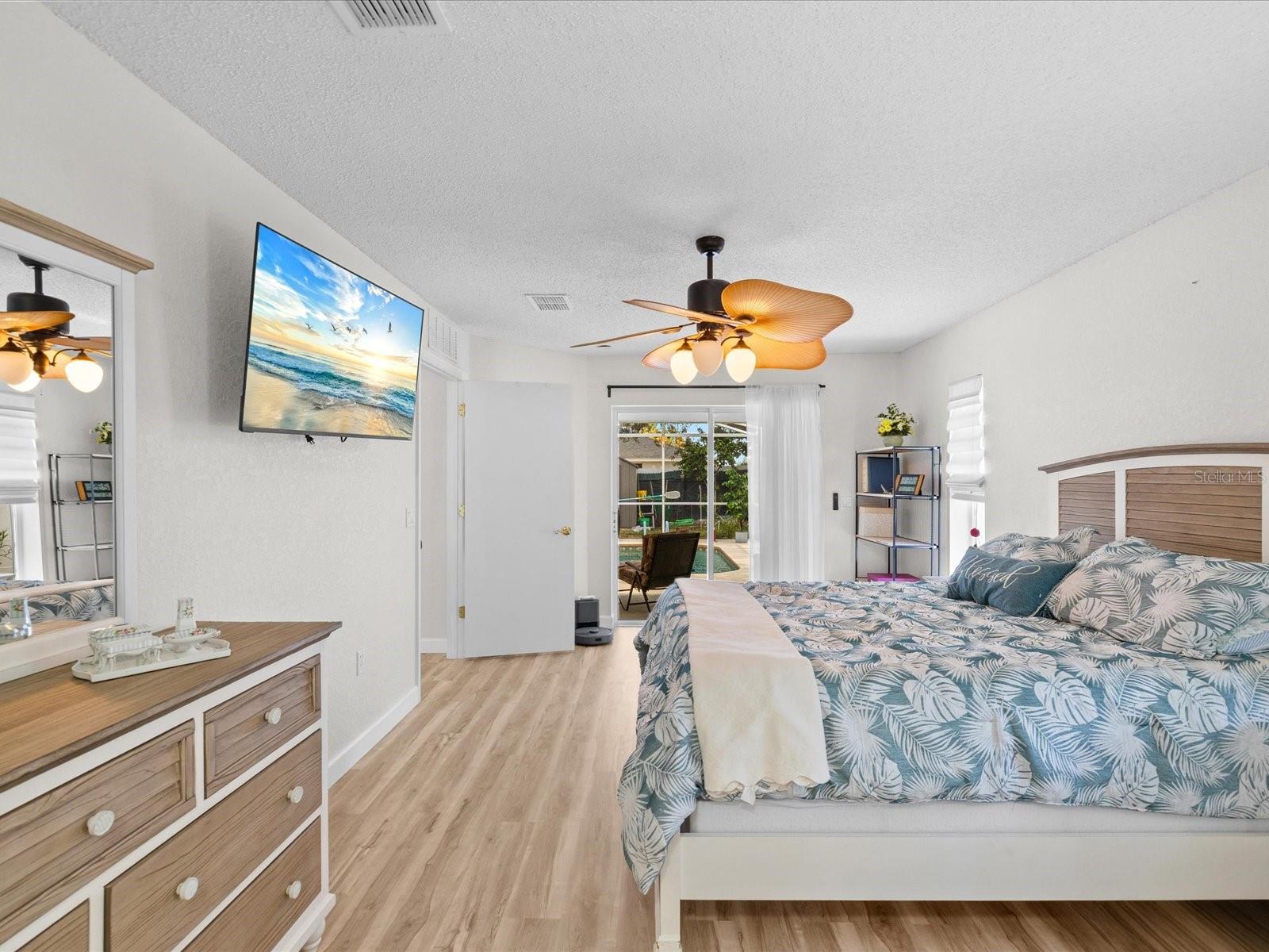 5733 CACTUS CIRCLE