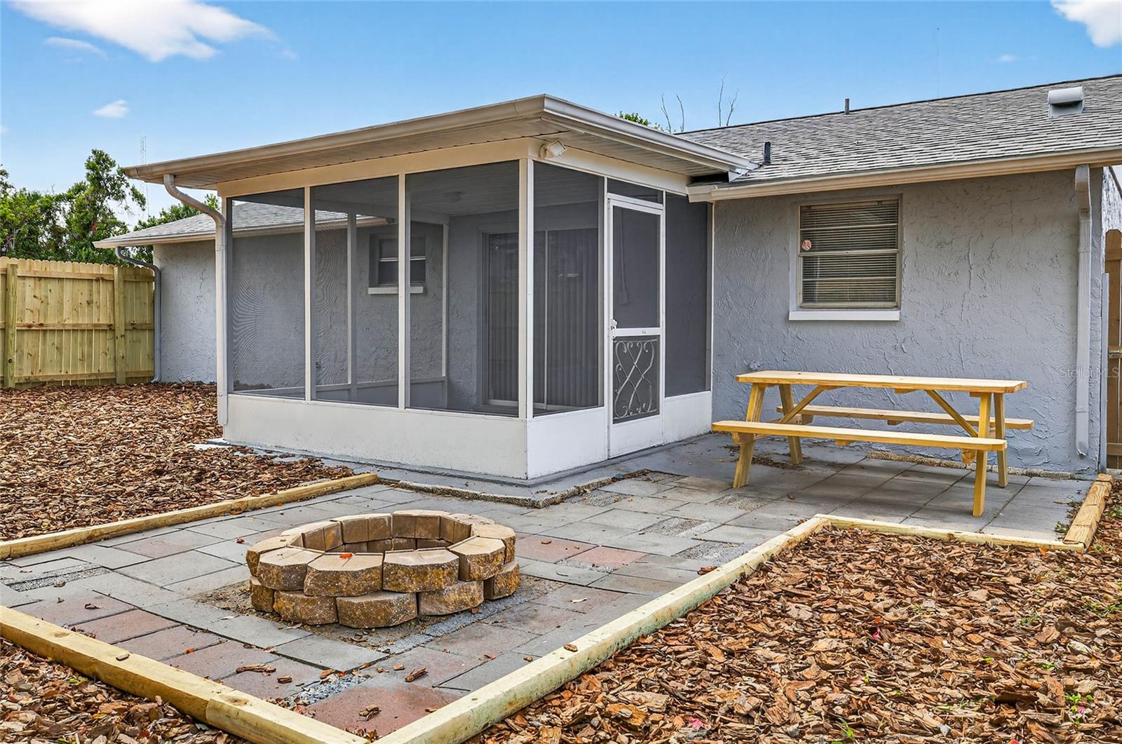 RIDGE CREST GARDENS ADD 03 - Residential