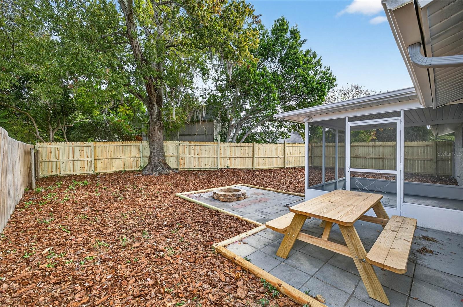 RIDGE CREST GARDENS ADD 03 - Residential