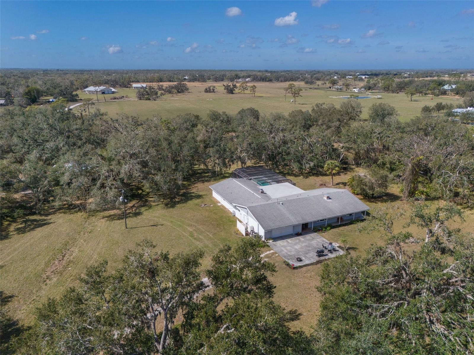 1510 LENA LANE