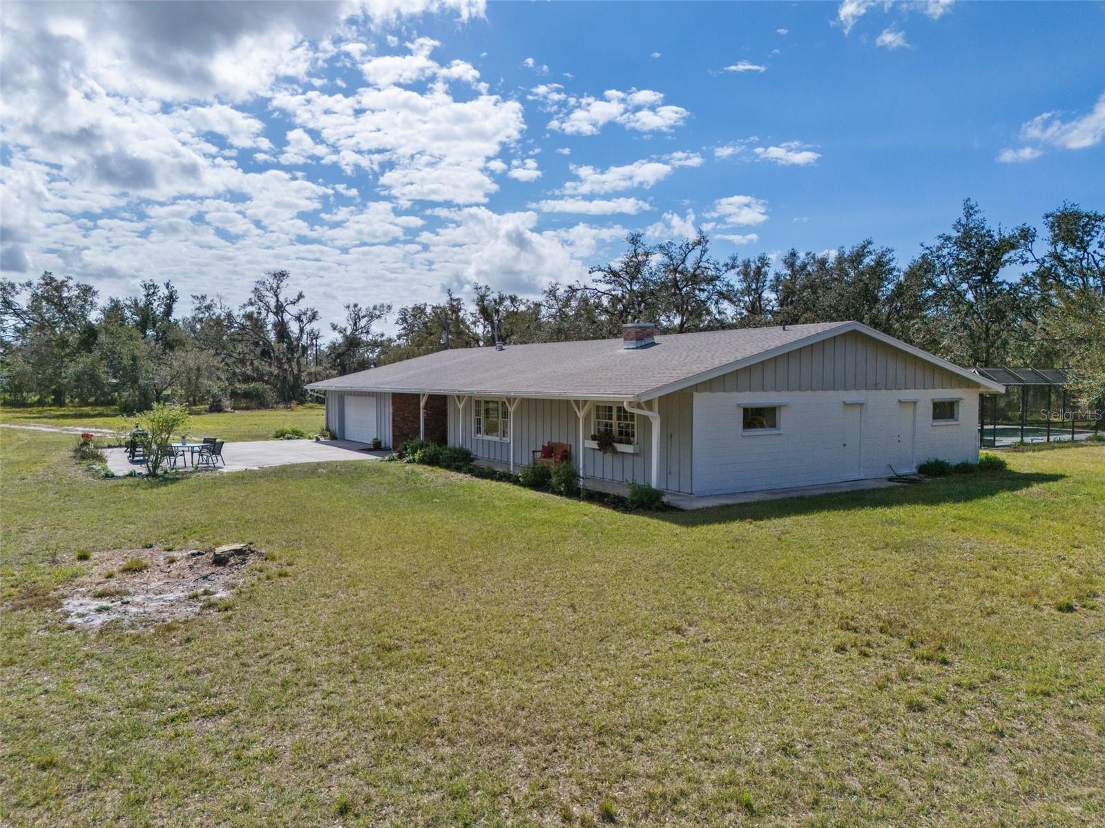 1510 LENA LANE
