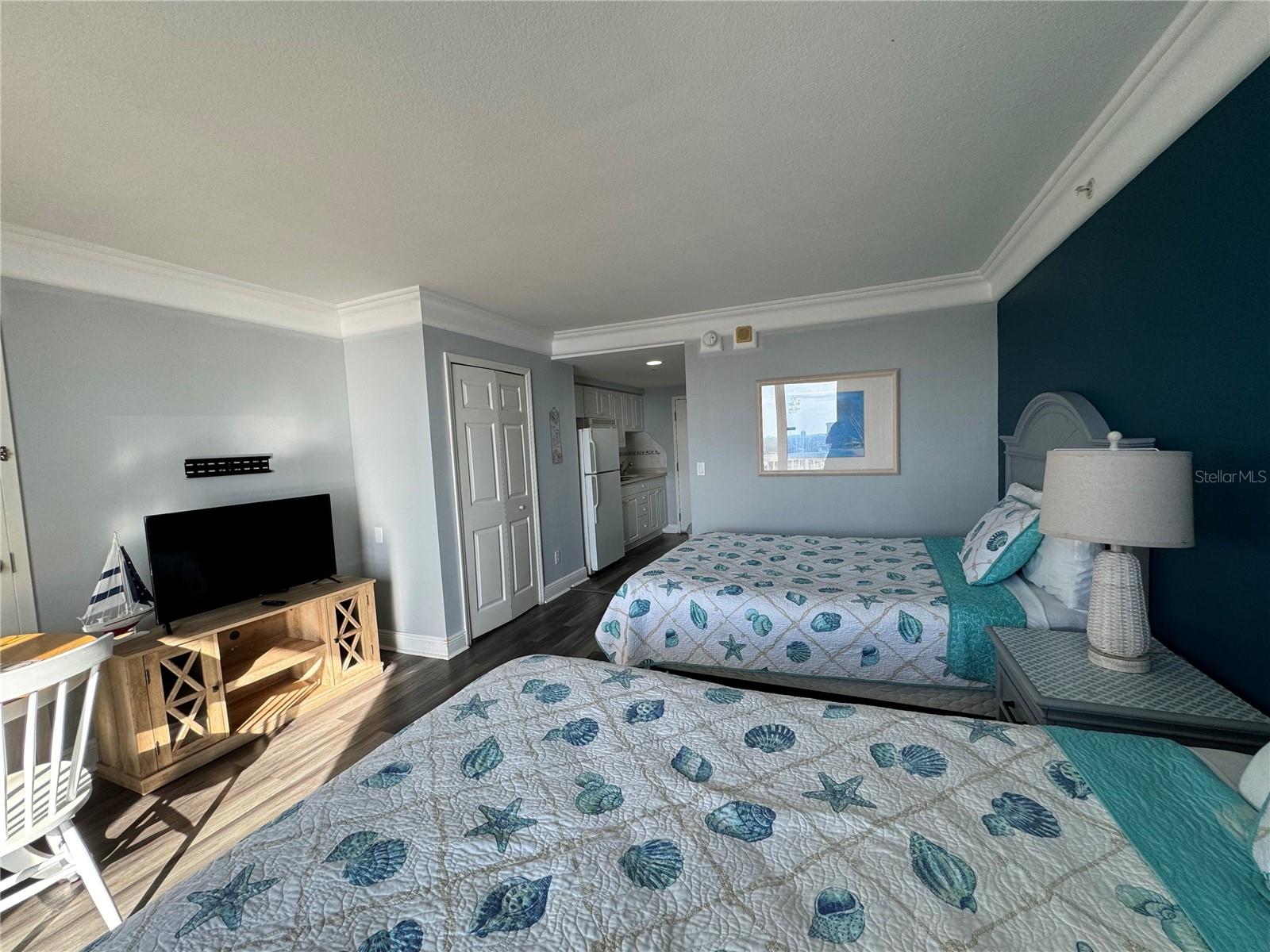 DAYTONA BEACH RESORT & CONF CENTER - Residential