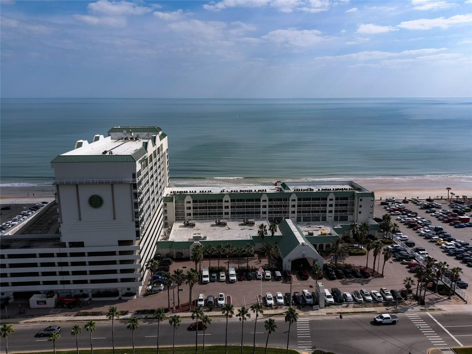 DAYTONA BEACH RESORT & CONF CENTER - Residential