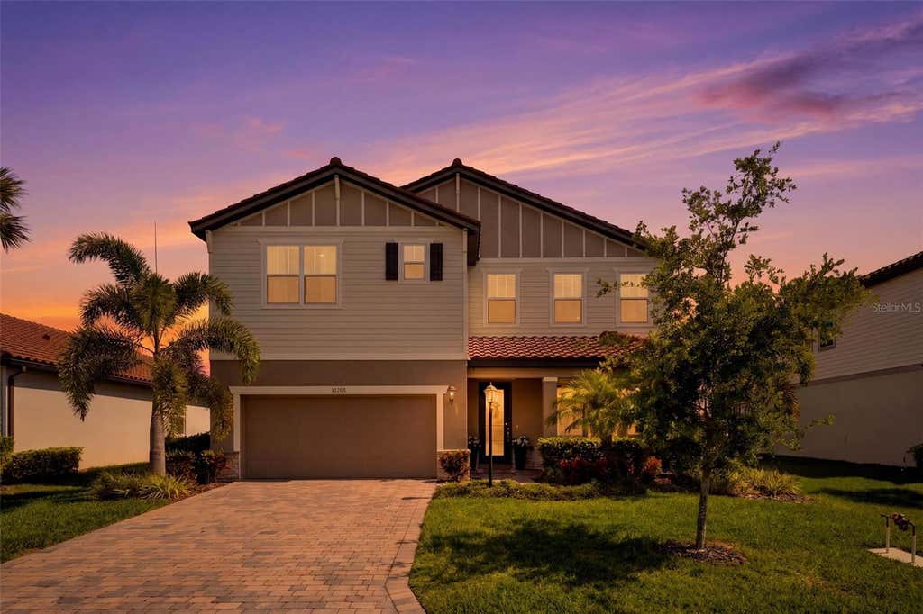 Photo of 13705 Flat Woods Terrace, Bradenton, FL 34211 (MLS # A4700668)