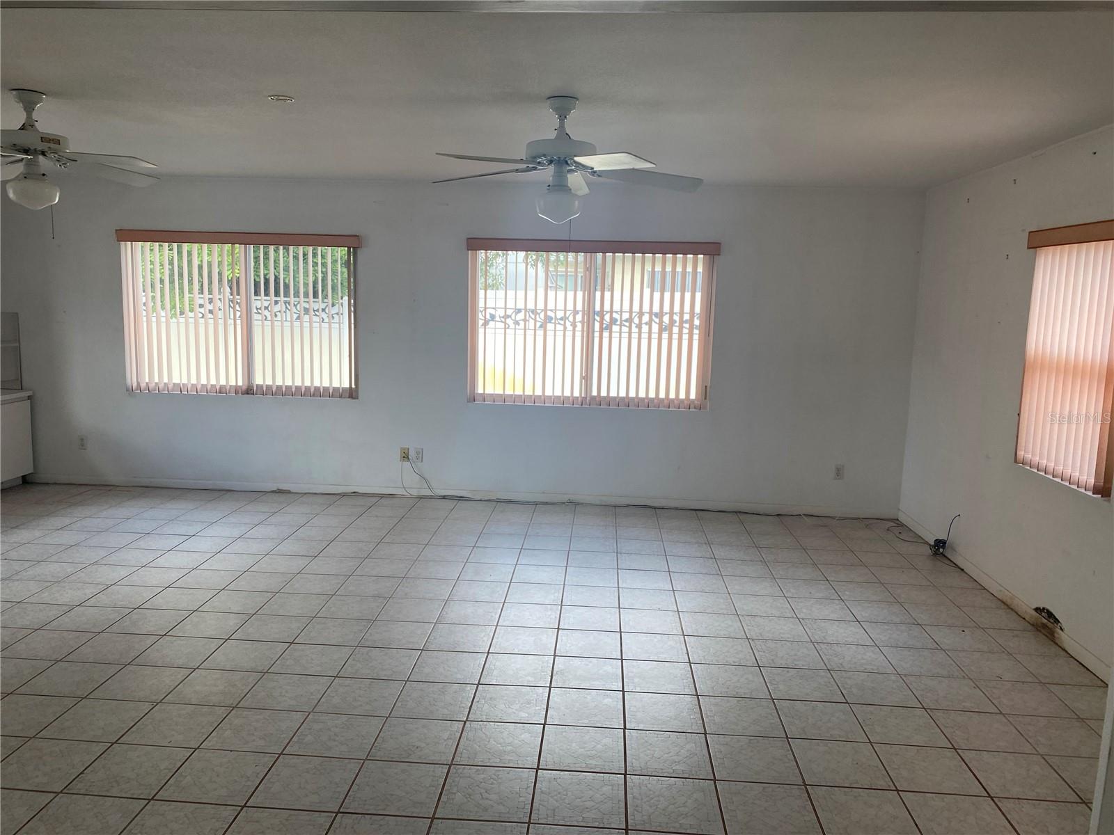 BRENTWOOD HEIGHTS 3RD ADD - Residential