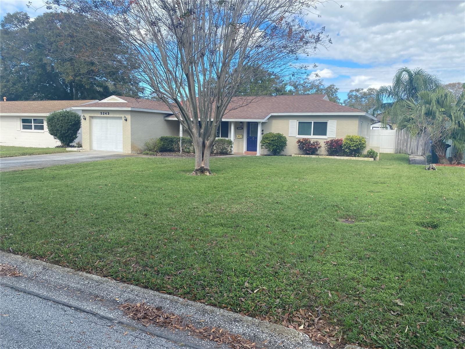 BRENTWOOD HEIGHTS 3RD ADD - Residential