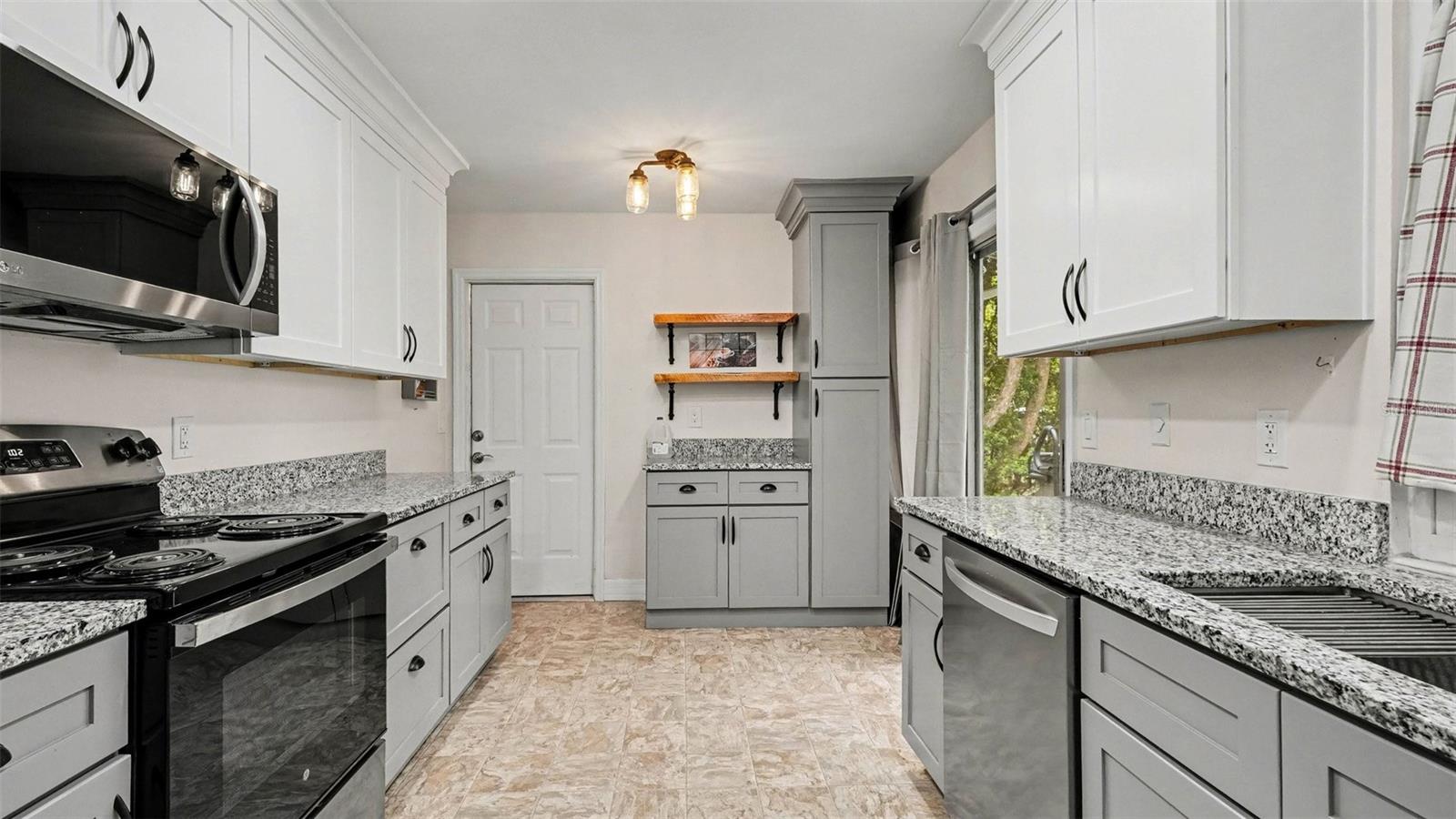 CITRUS SPGS UNIT 04 - Residential