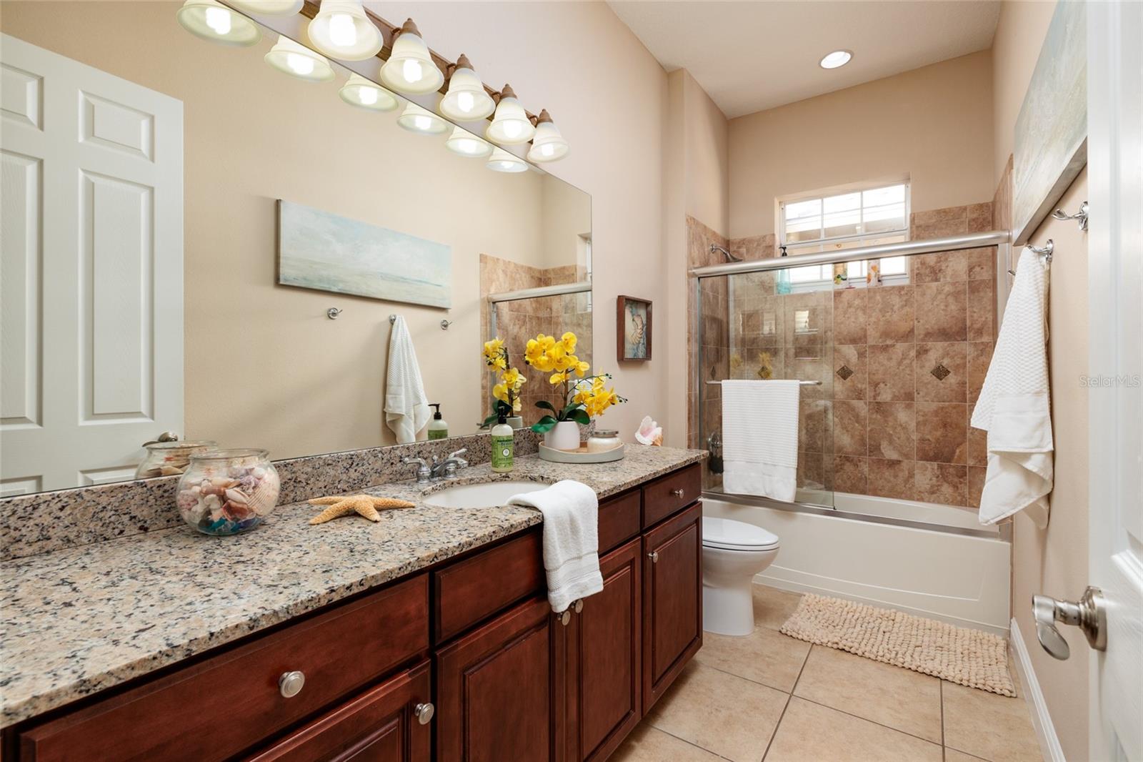 REDINGTON SHORES YACHT ANDTENN - Residential