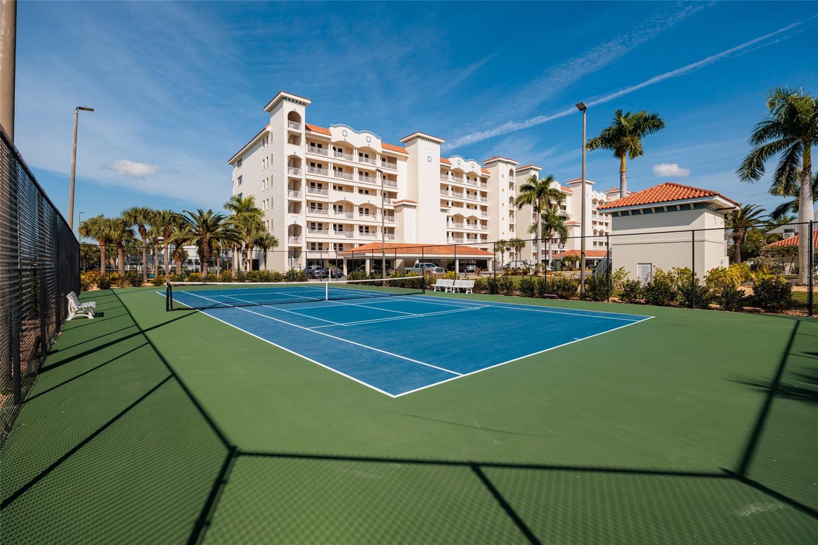 REDINGTON SHORES YACHT ANDTENN - Residential