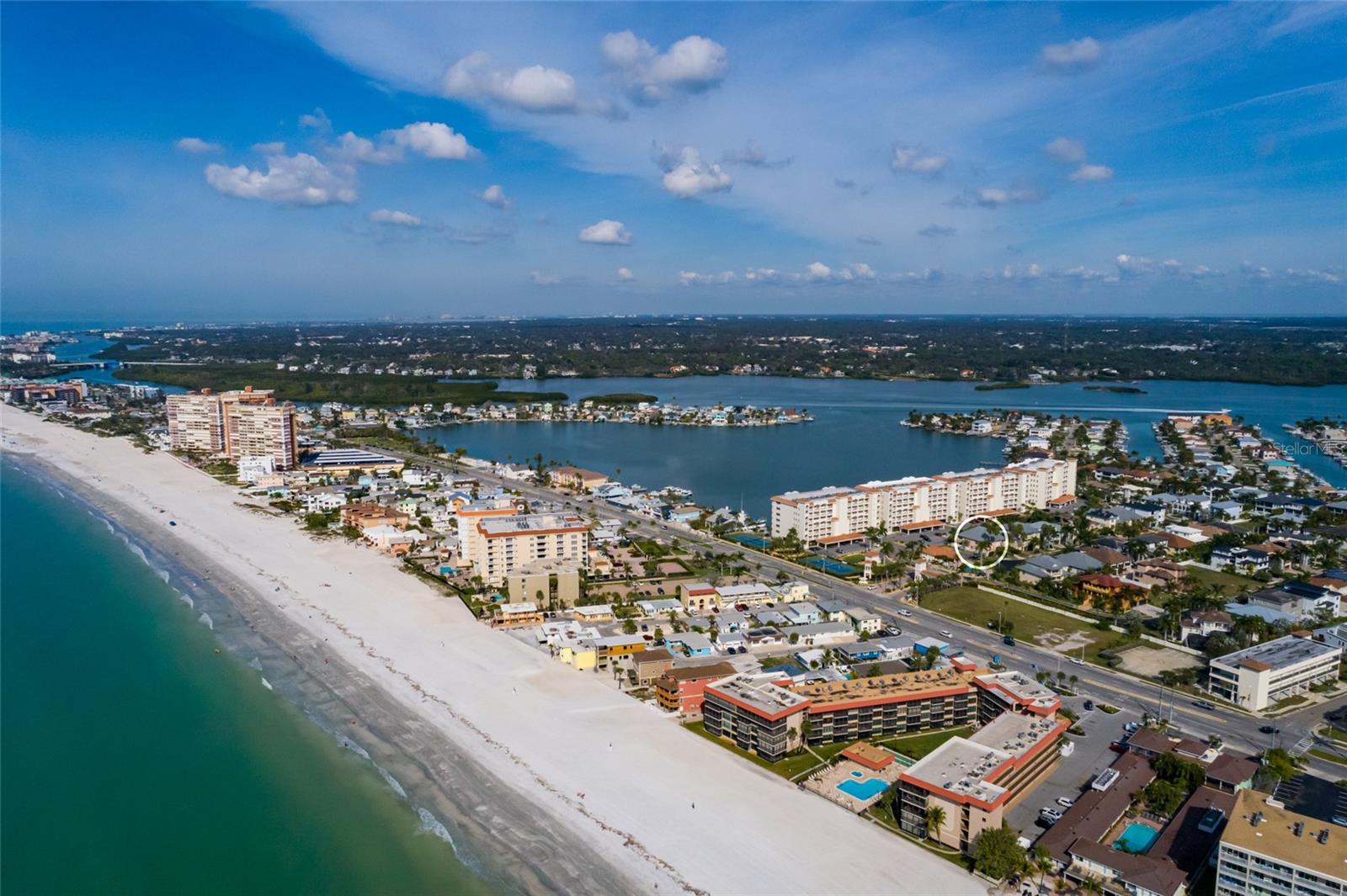 REDINGTON SHORES YACHT ANDTENN - Residential