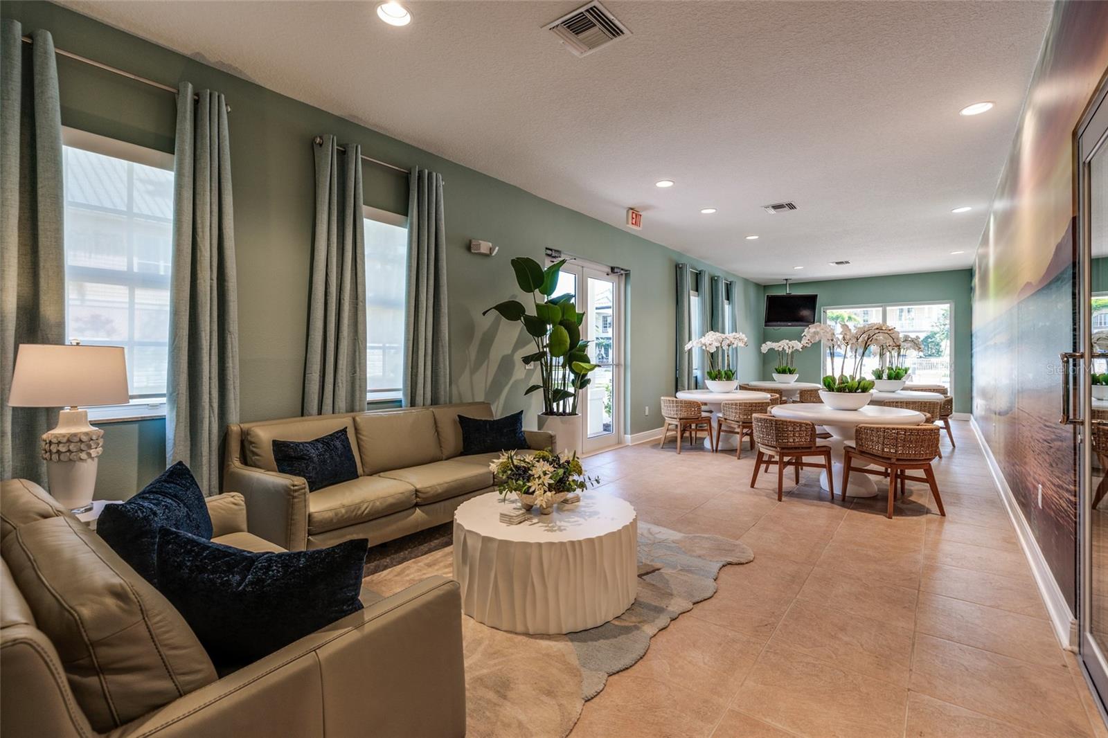 REDINGTON SHORES YACHT ANDTENN - Residential