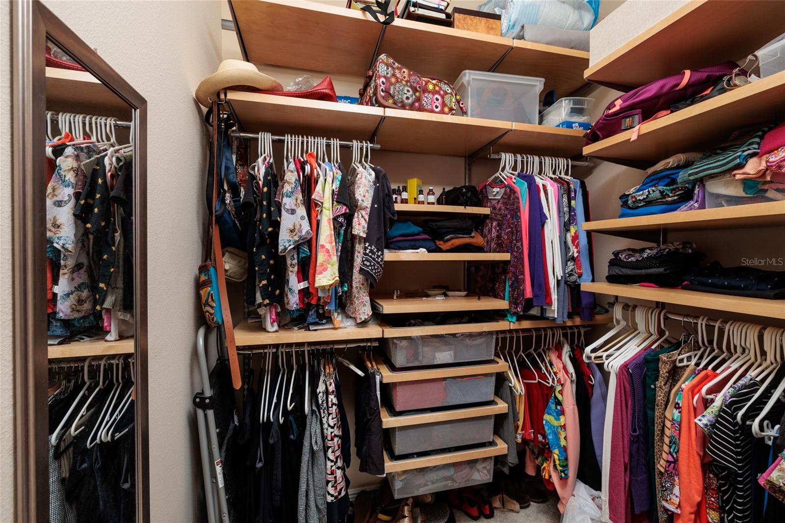 REDINGTON SHORES YACHT ANDTENN - Residential