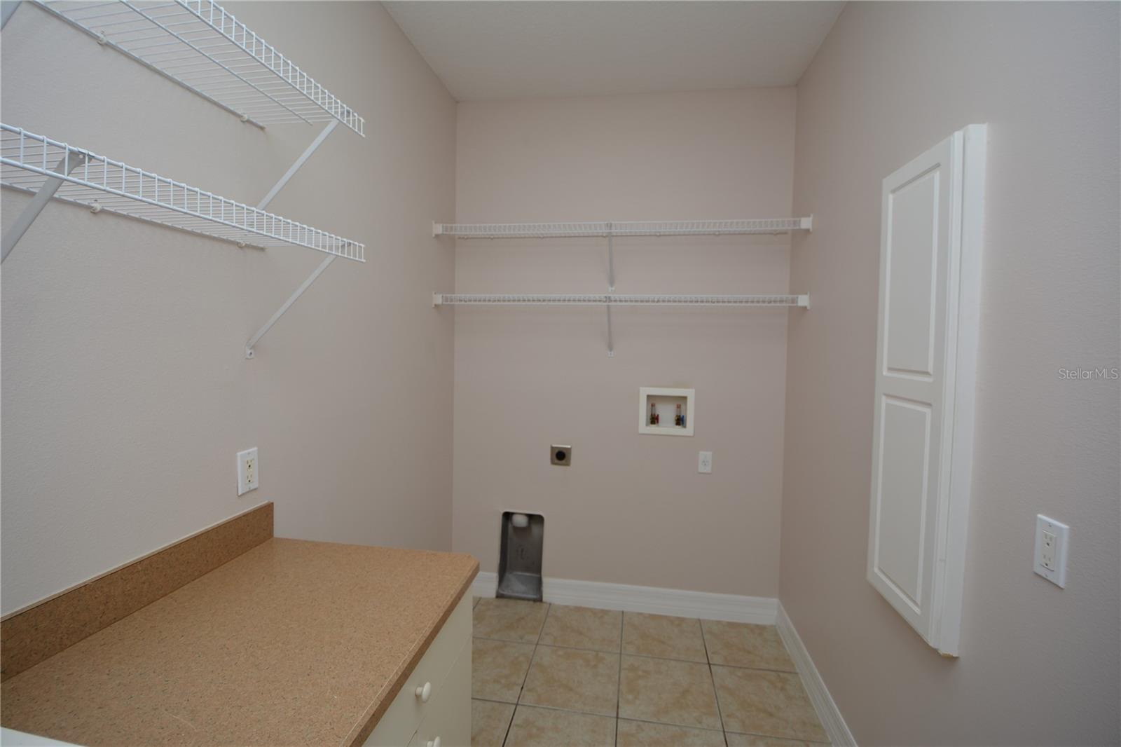 FOREST GROVE BUS CENTER - Residential Lease