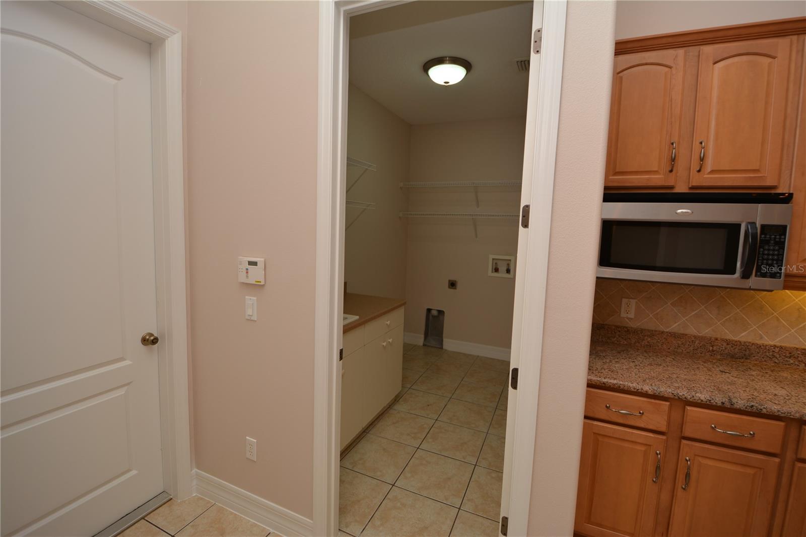 FOREST GROVE BUS CENTER - Residential Lease